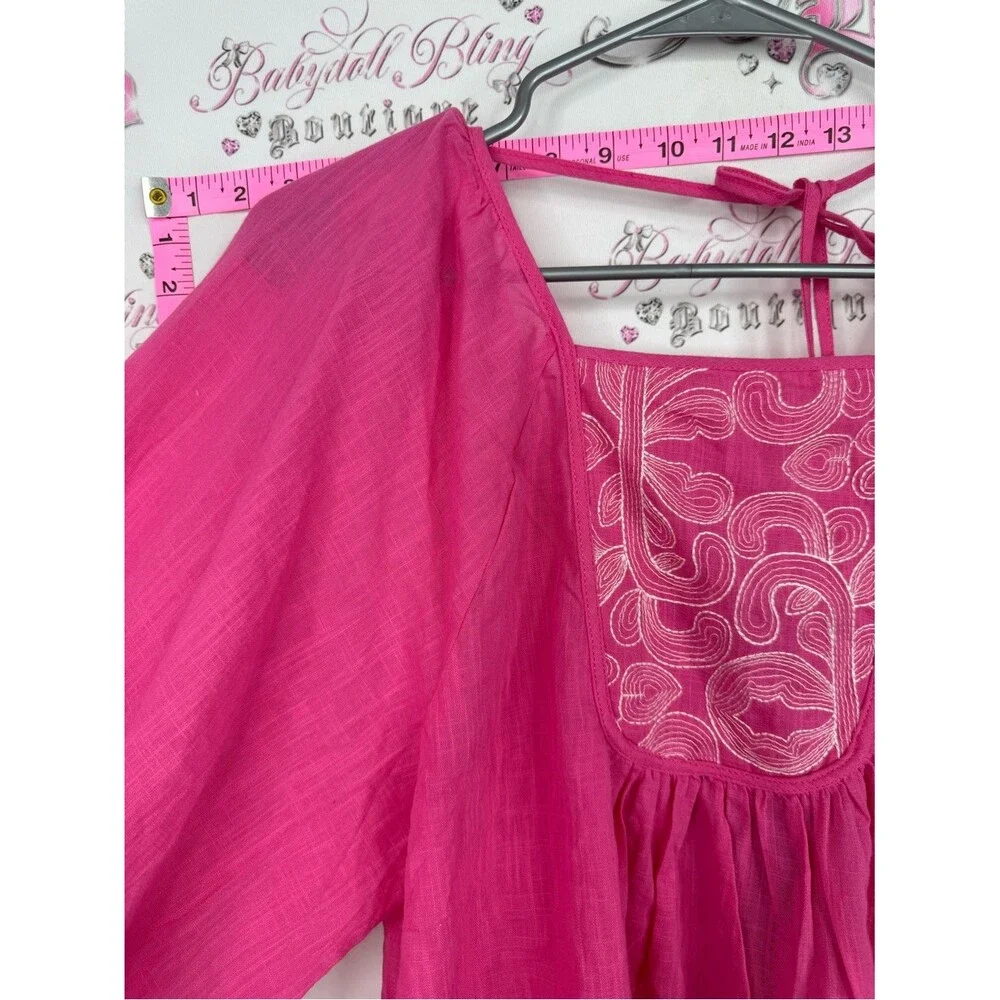 Rain top Embroidered Square-Neck Peasant Blouse in Fuchsia - Picture 5 of 12